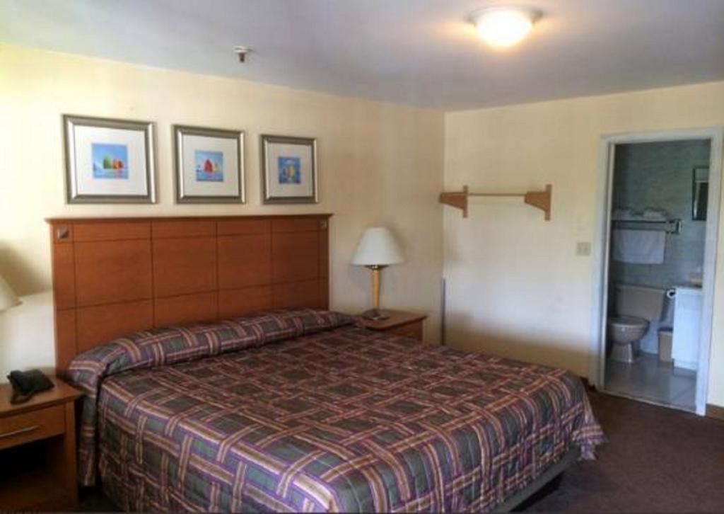 Naugatuck Motor Lodge ภายนอก รูปภาพ