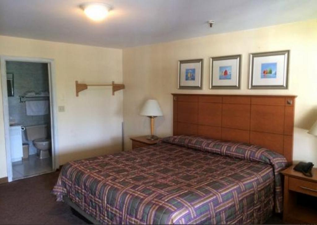 Naugatuck Motor Lodge ภายนอก รูปภาพ