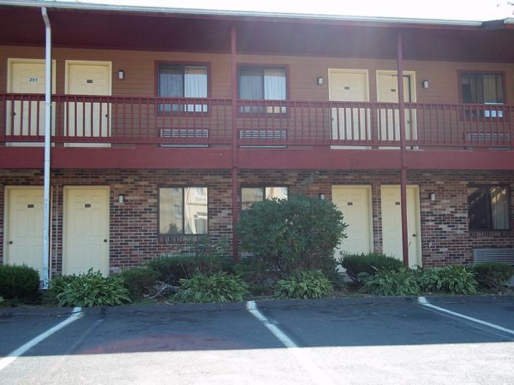 Naugatuck Motor Lodge ภายนอก รูปภาพ